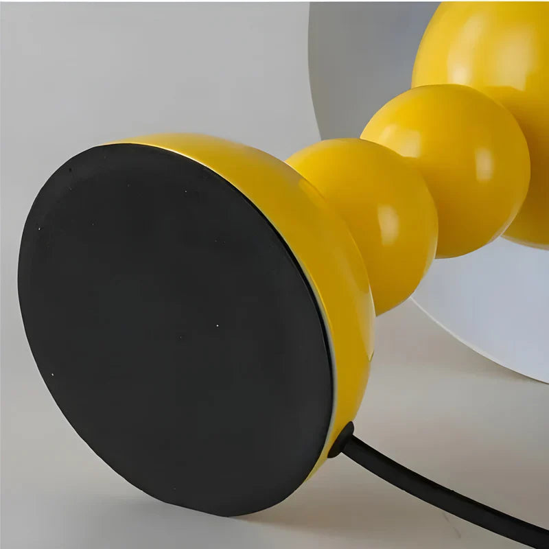 Lampe de table LED à intensité variable au design scandinave
