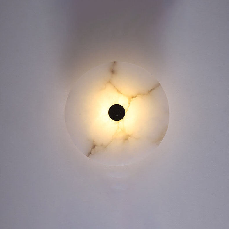 Association d'acrylique et de marbre dans une lumière design !