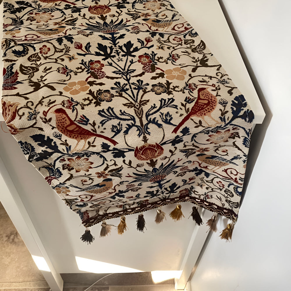 Chemin de table en jacquard vintage fleurs et oiseaux
