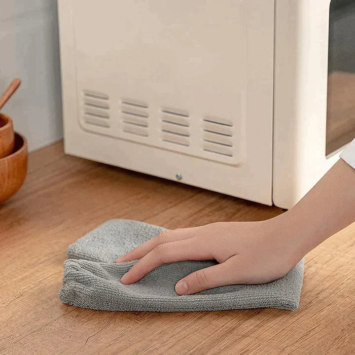 Brosse à poussière longue et flexible