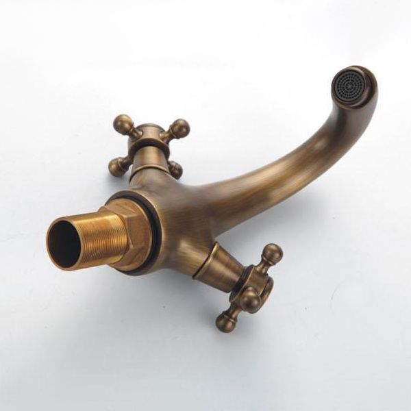 Robinet de lavabo industriel avec poignée en croix double – Construction en laiton