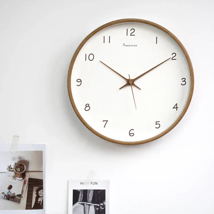 Horloge Murale Élégante et Silencieuse – Pour une Finition Intérieure Calme et Stylée