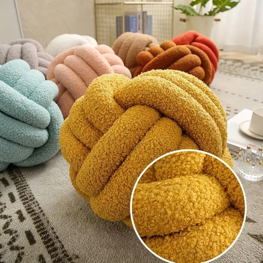 Coussin en Boucle Nouée