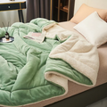 SoftHug Couverture d'Hiver | Douce Couverture en Fleece | Chaude & Facile d'Entretien | Parfaite pour le Canapé & la Chambre