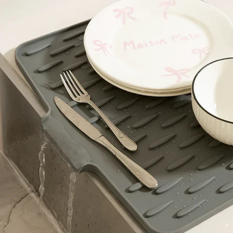 Skanto | Tapis de séchage en silicone résistant à la chaleur | Séchage rapide, antidérapant et gain de place pour l'organisation de la cuisine