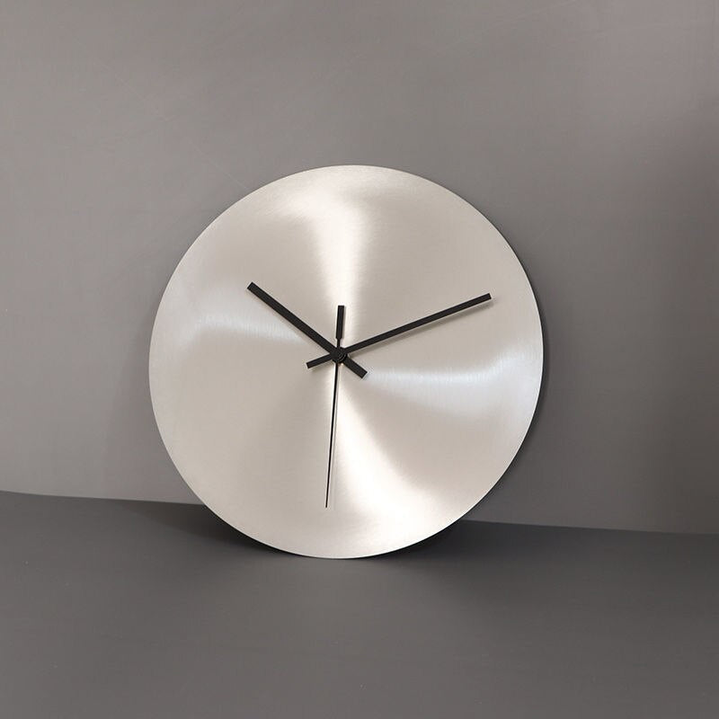 Horloge murale en acier inoxydable moderne