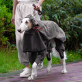 Manteau de pluie pour chien imperméable à quatre pattes avec capuche réfléchissante