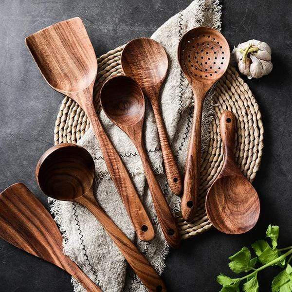 Ensemble de Cuisine en Bois Naturel – Cuisiner de Manière Durable et Élégante