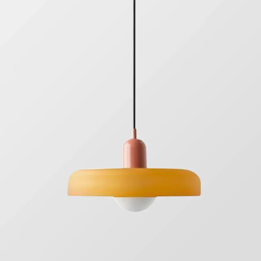 Suspension en verre scandinave pour une élégance intemporelle