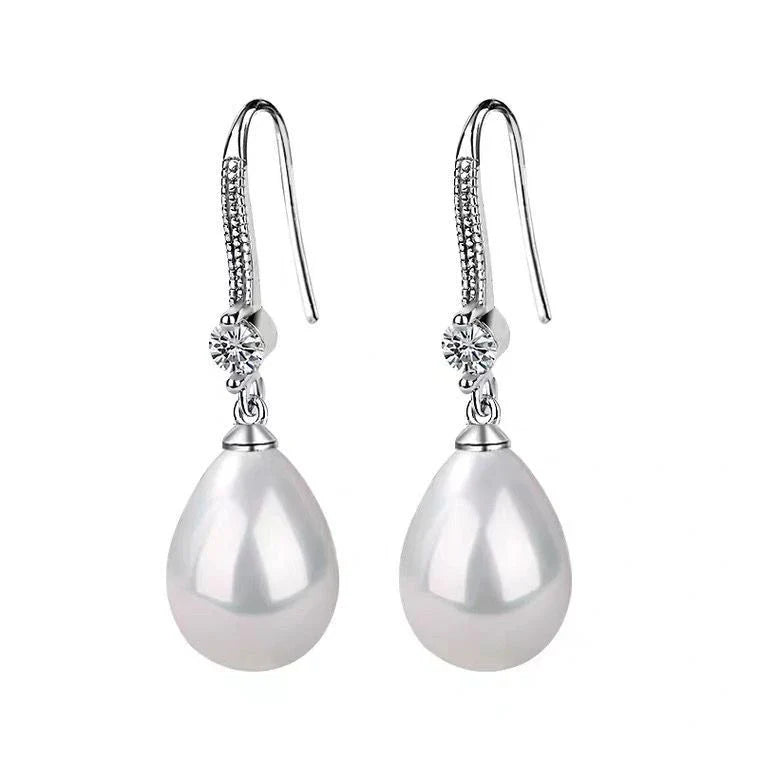 Boucles d'Oreilles en Perles Ovales Blanches