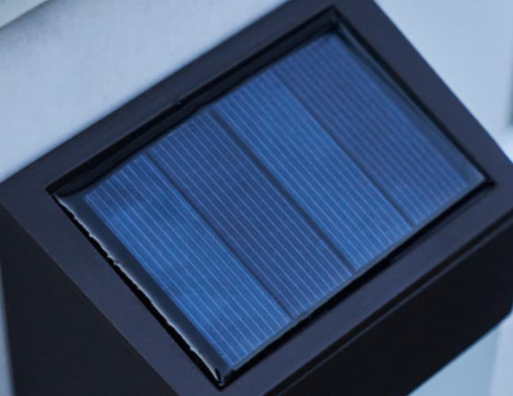 Applique murale solaire au design industriel en verre