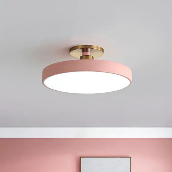 Harmonie de la Lumière dans un Style Minimaliste