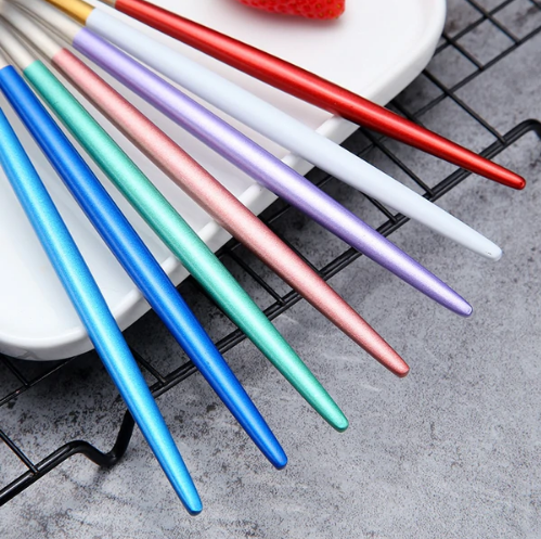 Skanto | Couverts de Luxe en Acier Inoxydable 24 Pièces Or-Argent - RoyalGlow