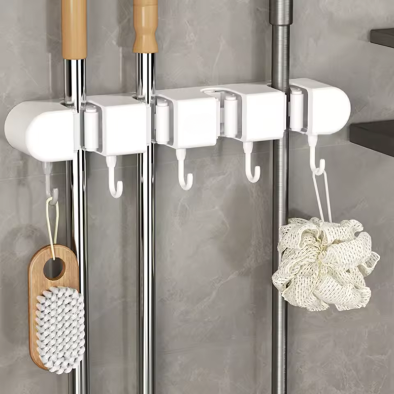 Support mural polyvalent pour outils ménagers