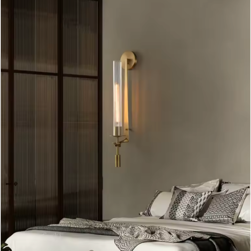 Applique Murale Moderne Clarion - Éclairage Élégant en Verre Flûté et Fer
