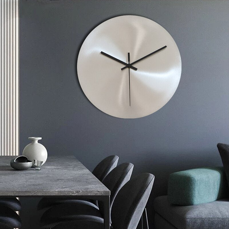 Horloge murale en acier inoxydable moderne