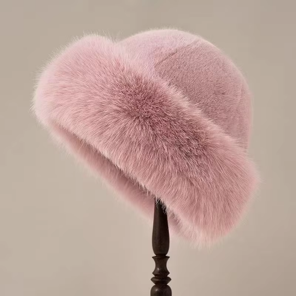Chapeau en Fourrure Élégant