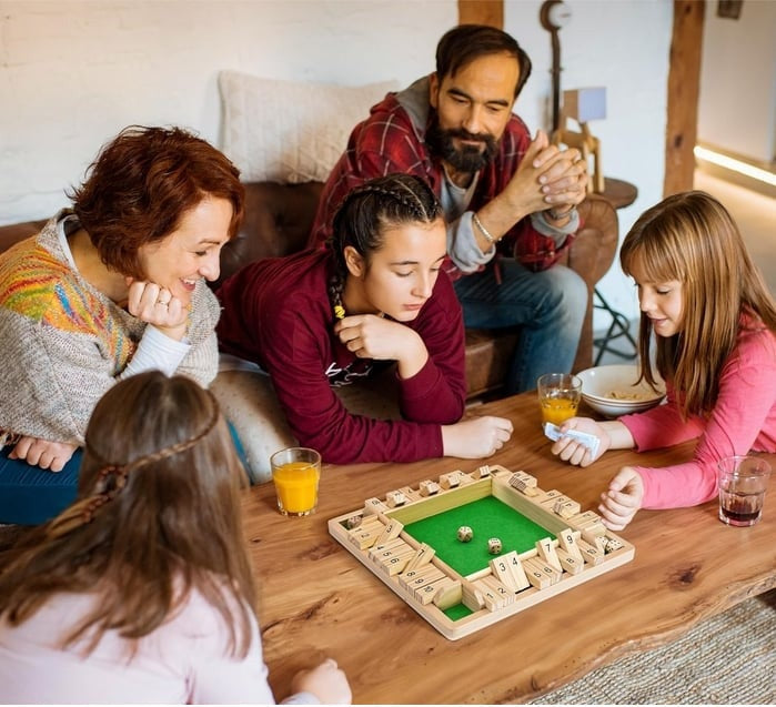 Jeu de Dés Stratégique – CloseBox