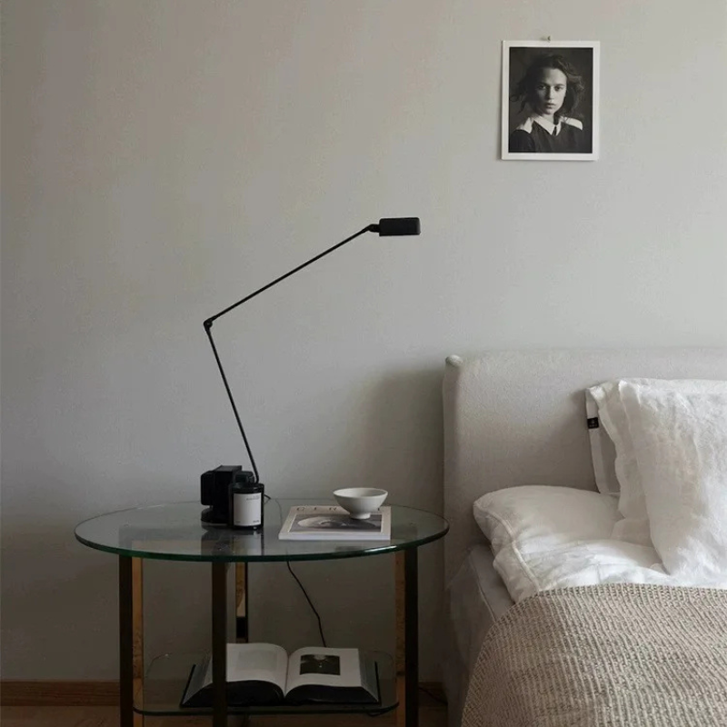PivotLamp | Lampe de Bureau LED Moderne Minimaliste avec Bras Ajustable