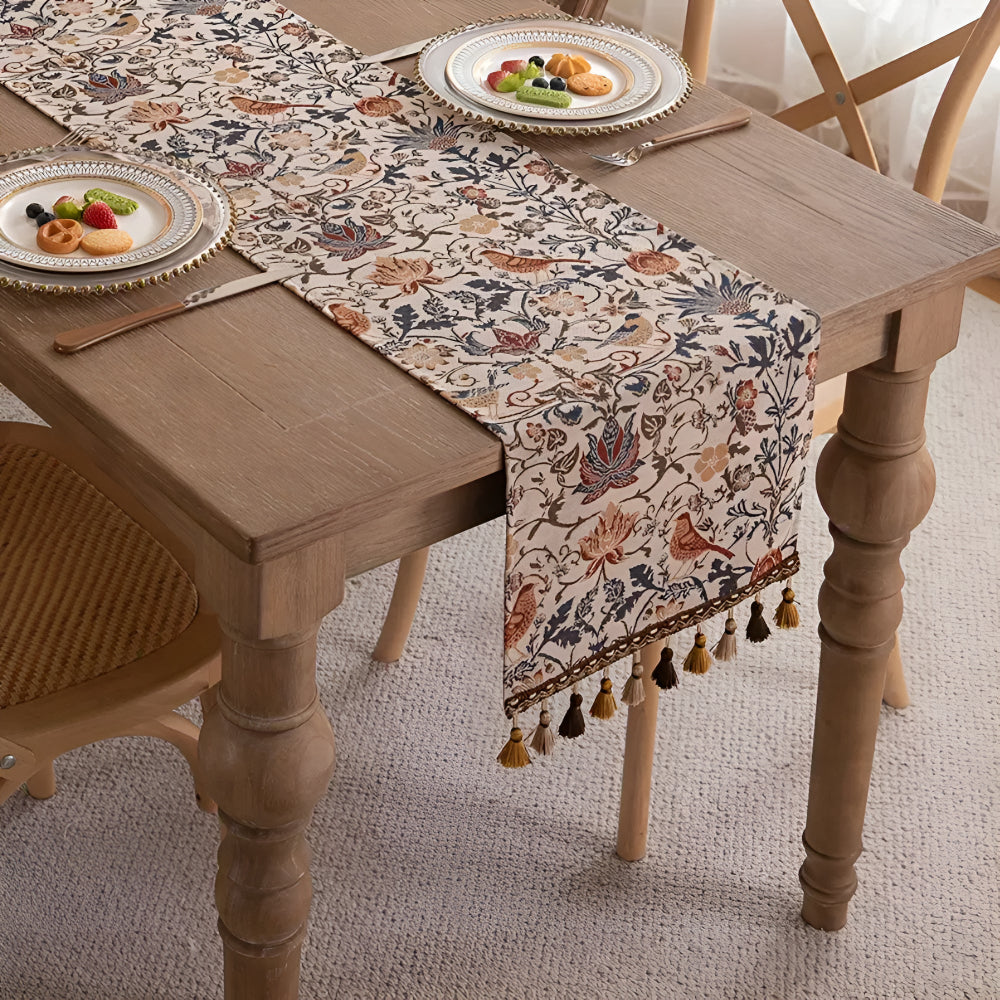 Chemin de table en jacquard vintage fleurs et oiseaux