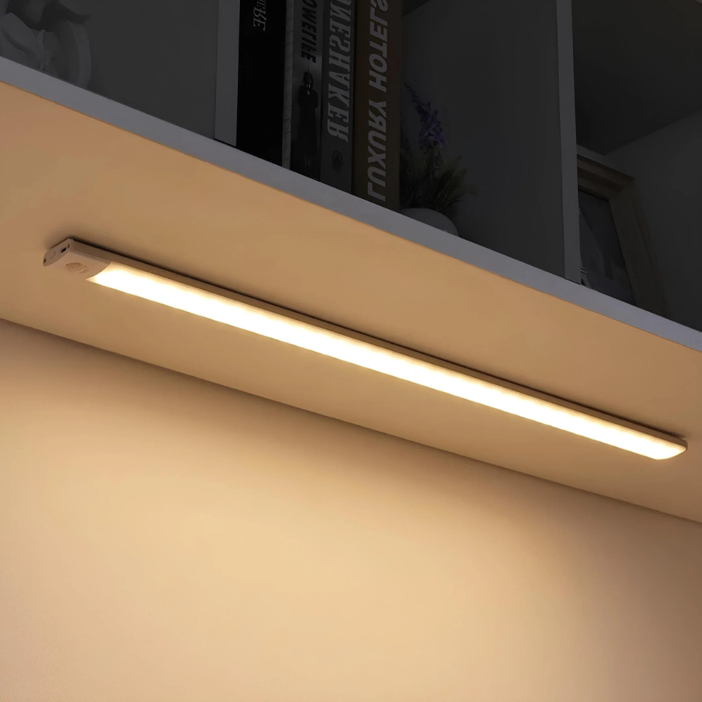IllumiStick | Luminaire LED Rechargeable avec Capteur de Mouvement