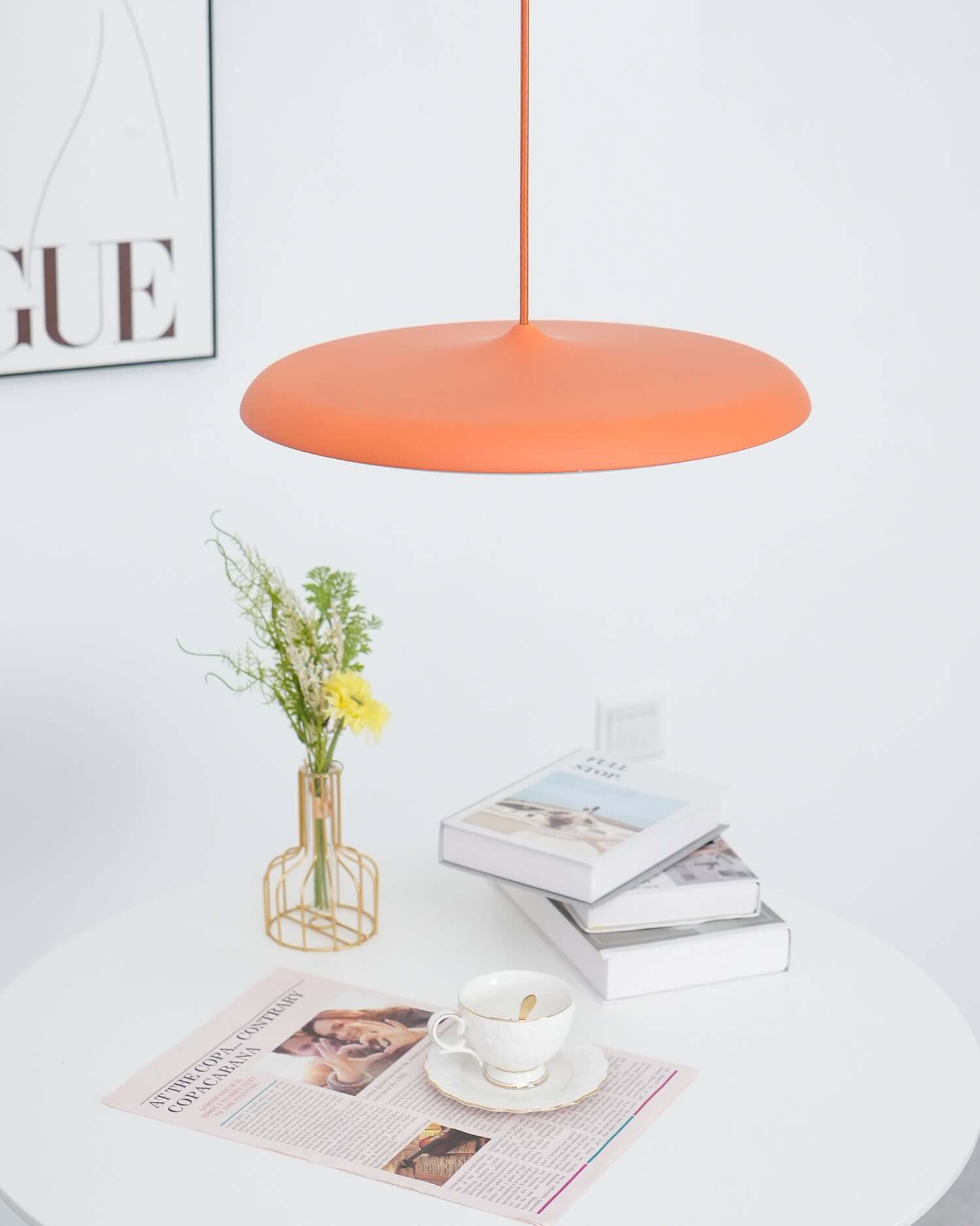 Suspension au Design Simple pour Intérieurs Modernes