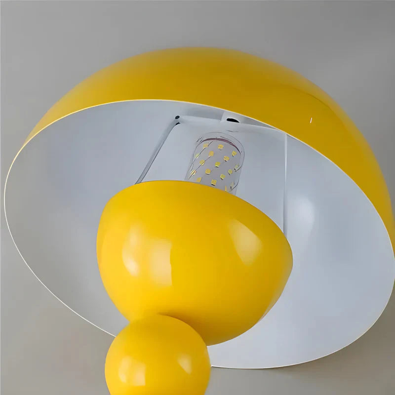 Lampe de table LED à intensité variable au design scandinave