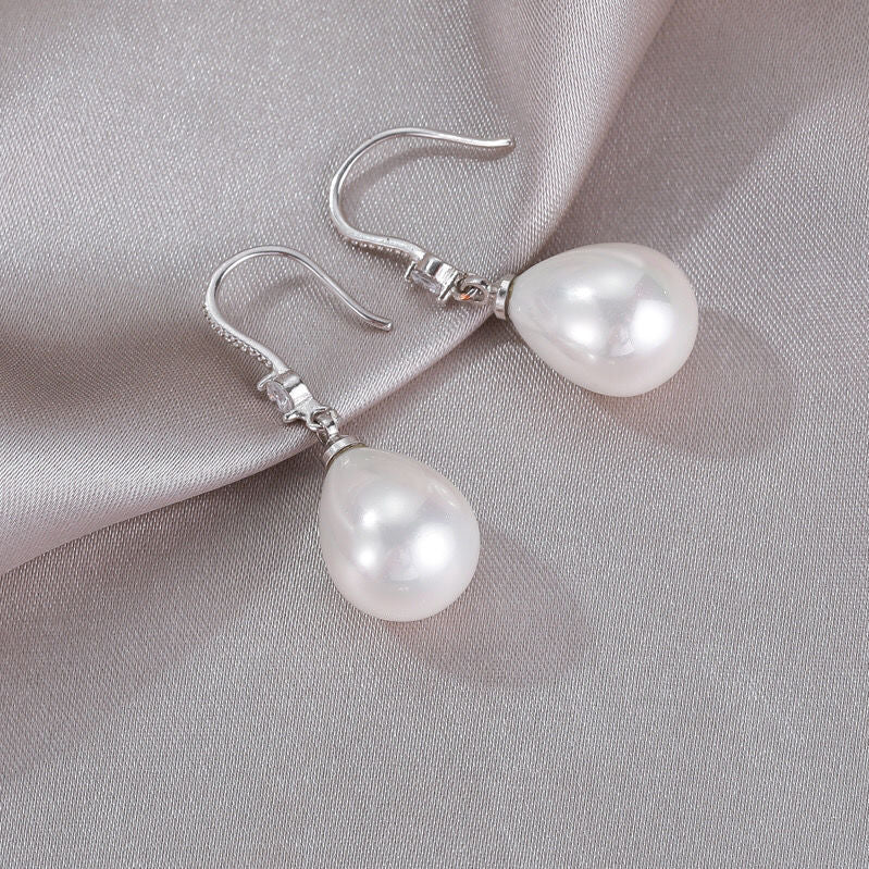 Boucles d'Oreilles en Perles Ovales Blanches