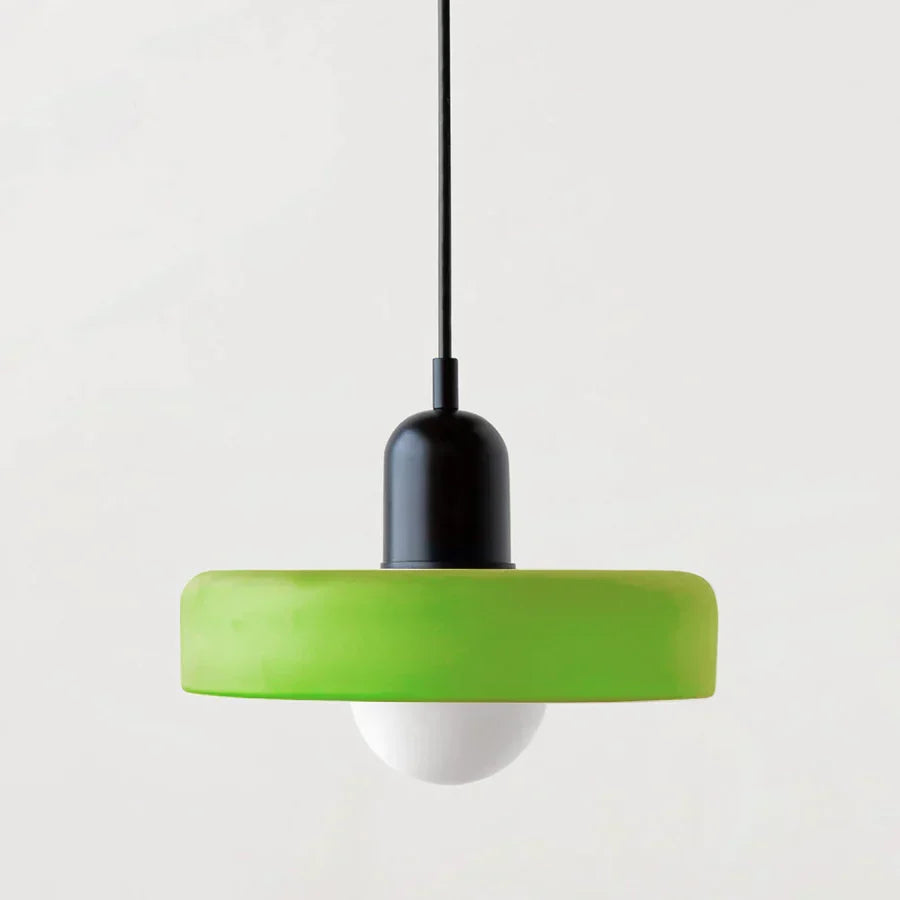 Suspension en verre scandinave pour une élégance intemporelle
