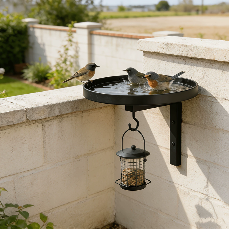 BirdHaven™ | Fontaine à oiseaux murale avec crochet