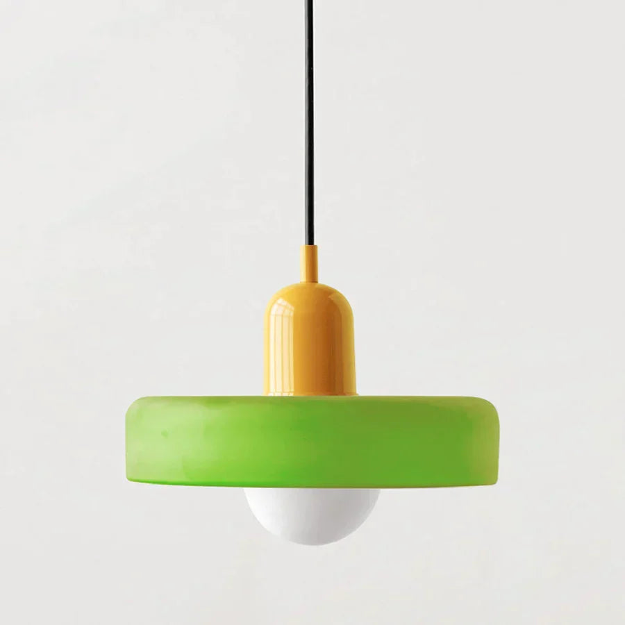 Suspension en verre scandinave pour une élégance intemporelle