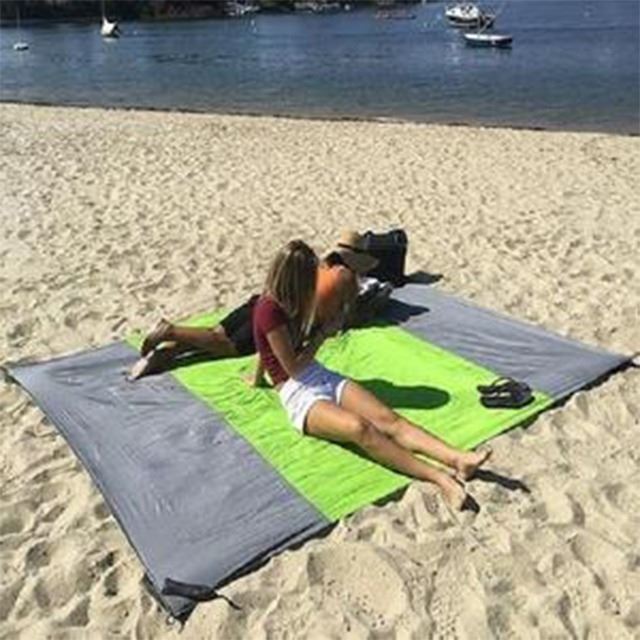 Sandsberg | Couverture de Plage Résistante au Sable | Légère & Séchage Rapide
