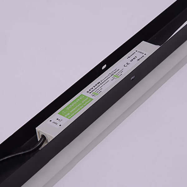 Applique Murale LED Extérieure - Design Élégant et Mince