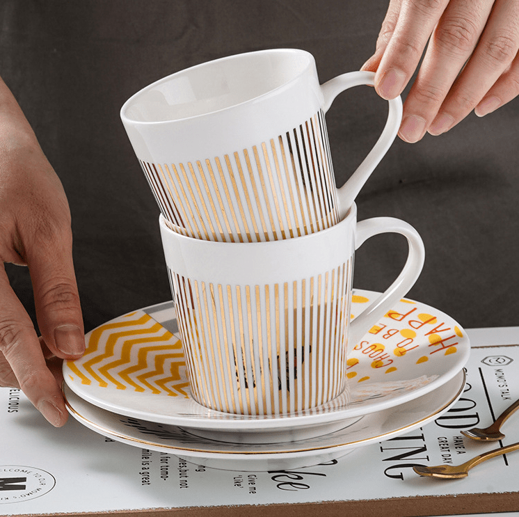 MirrorSip™ Réflexion Animée Miroir de Tasse à Café Créatif - Maintenant 50% DE REMISE !