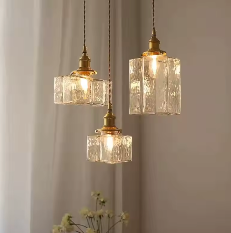 Collection Savoy | Suspension en Verre avec Finition Texturée, Style Vintage pour Éclairage de Cuisine