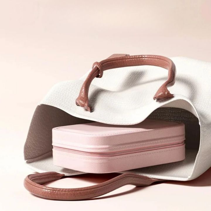 GlowTote – Votre lumière de beauté à emporter !