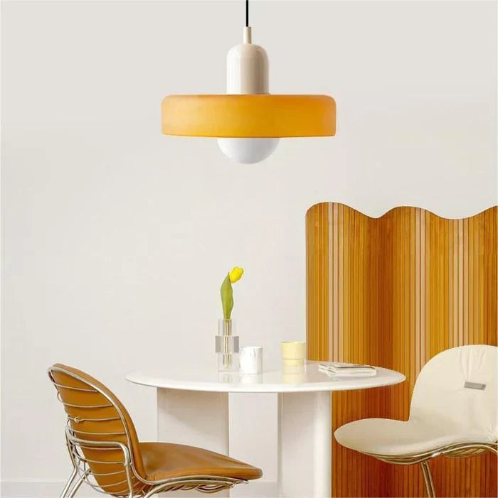 Suspension en verre scandinave pour une élégance intemporelle