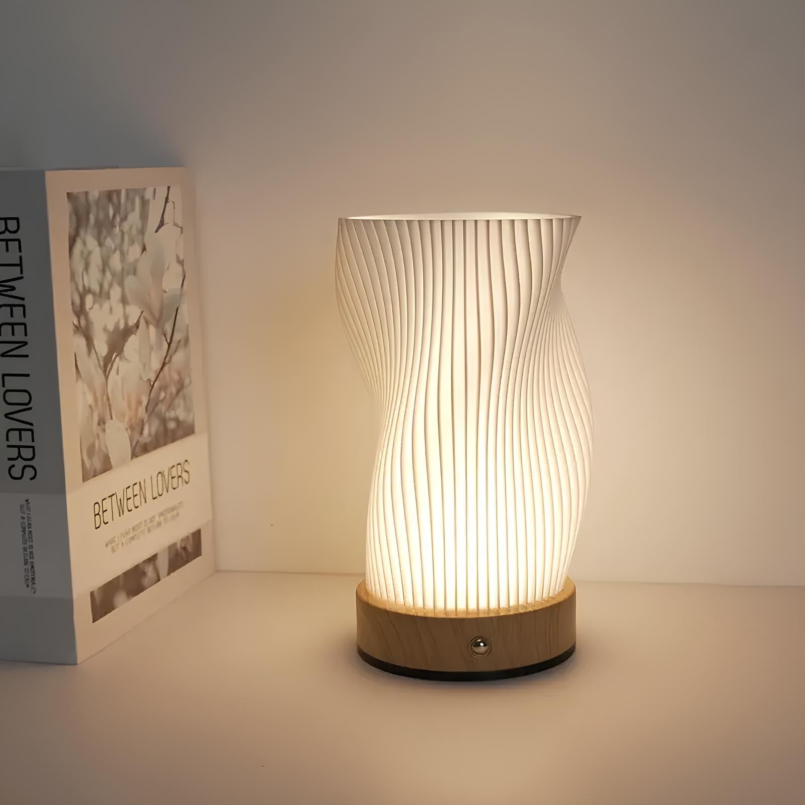 Lampe Dimmable Serene Wave – Créez l'Ambiance Parfaite dans Votre Intérieur