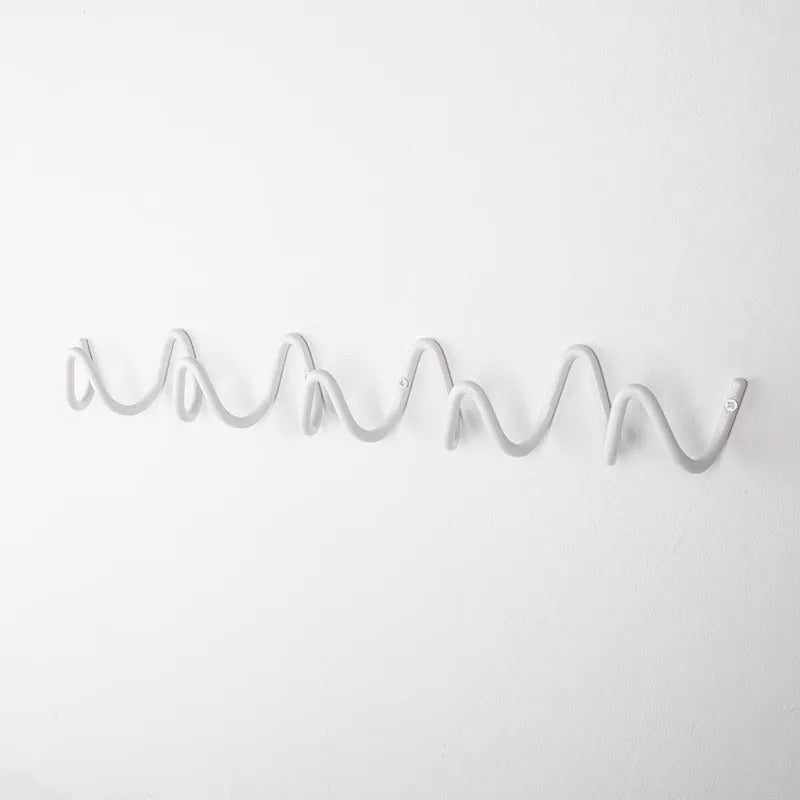 Portemanteau Moderne Ondulé pour le Mur – Portemanteau Mural Élégant avec Plusieurs Crochets