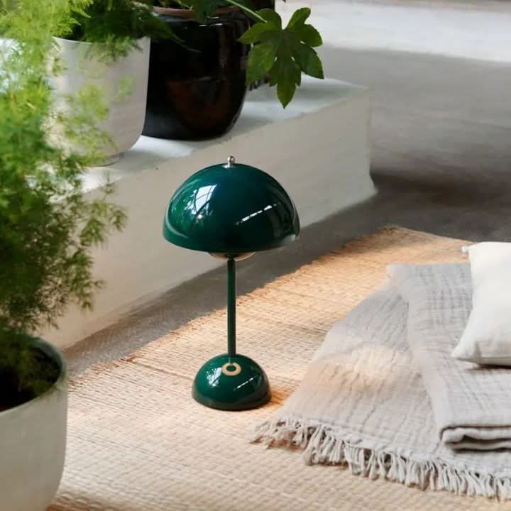 Lampe de table LED moderne, sans fil et dimmable