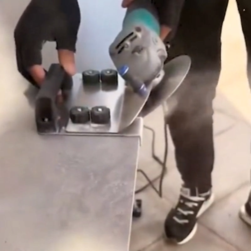 BladeMaster Pro™ — Élimine les vibrations pour des bords de carreaux impeccables et époustouflants – à chaque fois