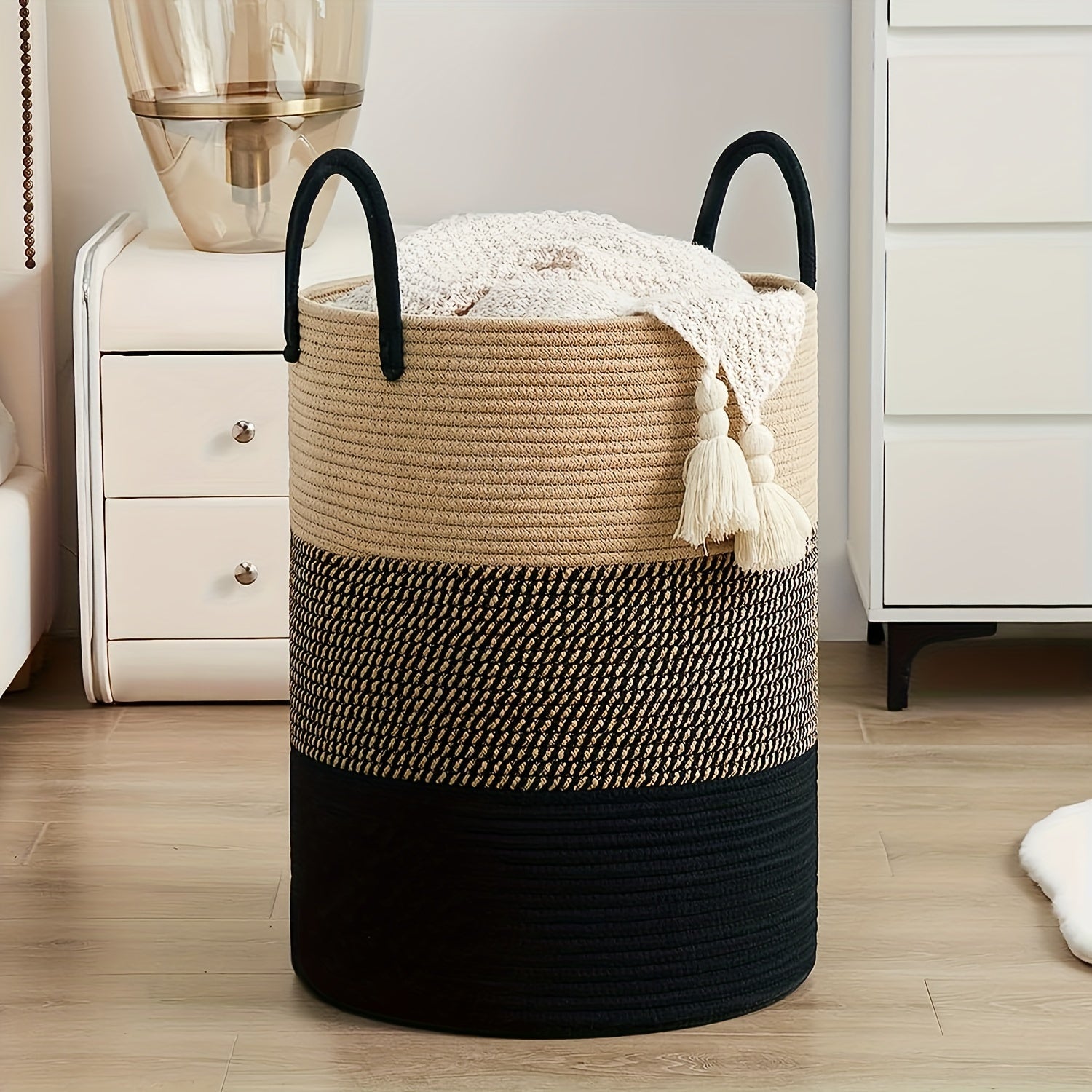 Panier à Linge Élégant Bicolore - Espace pour Plus, Pratique et Durable