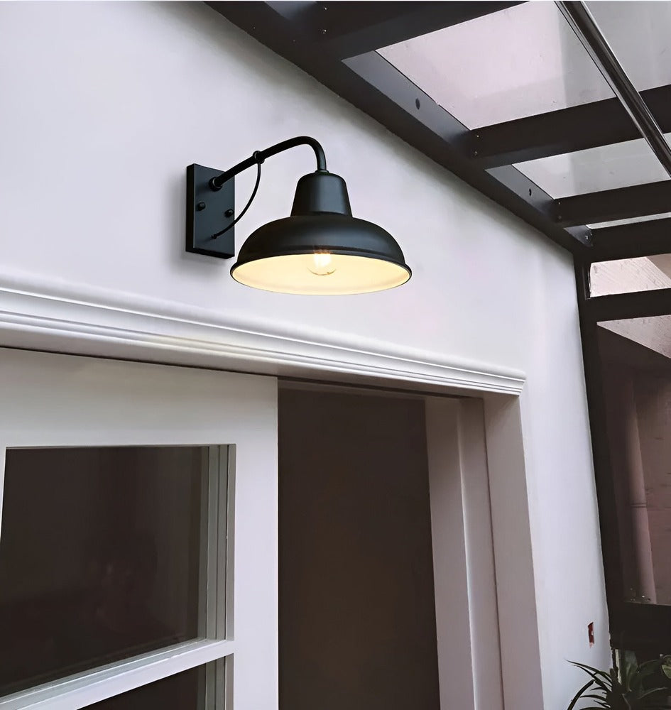 Applique vintage en fer noir – éclairage extérieur industriel