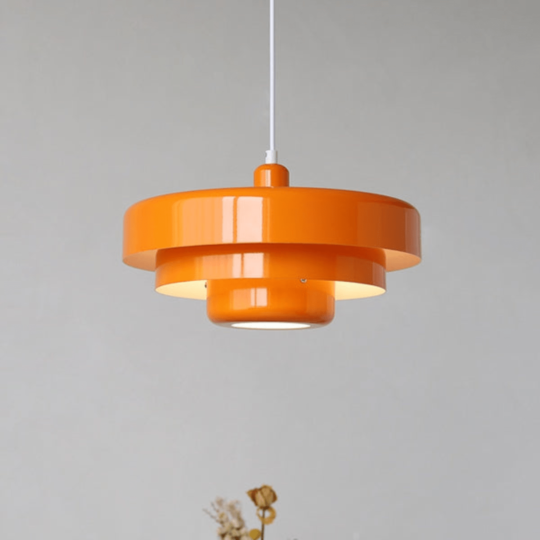 GLOWDEN - Suspension minimaliste nordique en macaron avec finition métallique mate conçue pour un éclairage ambiant doux et cosy dans des intérieurs modernes