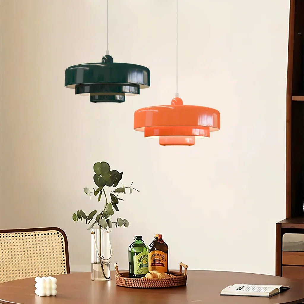 GLOWDEN - Suspension minimaliste nordique en macaron avec finition métallique mate conçue pour un éclairage ambiant doux et cosy dans des intérieurs modernes