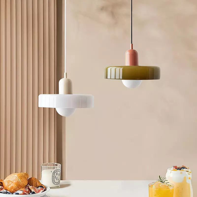 Suspension en verre scandinave pour une élégance intemporelle