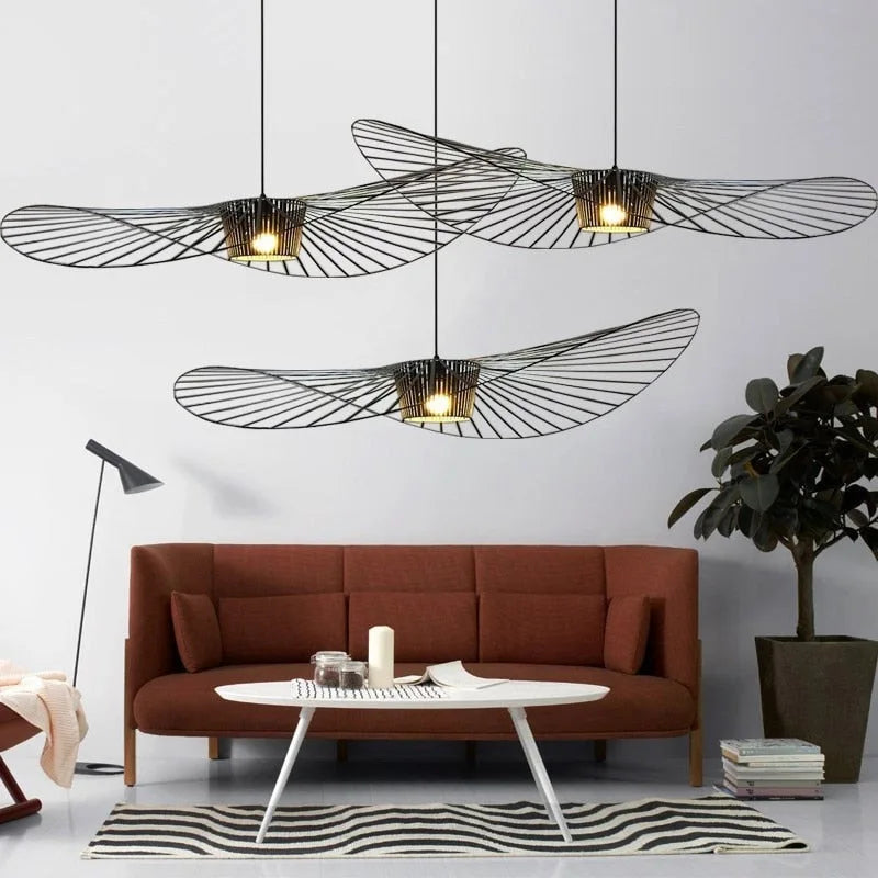 Lampe Suspendue Noire en Forme de Chapeau – Élégance Moderne