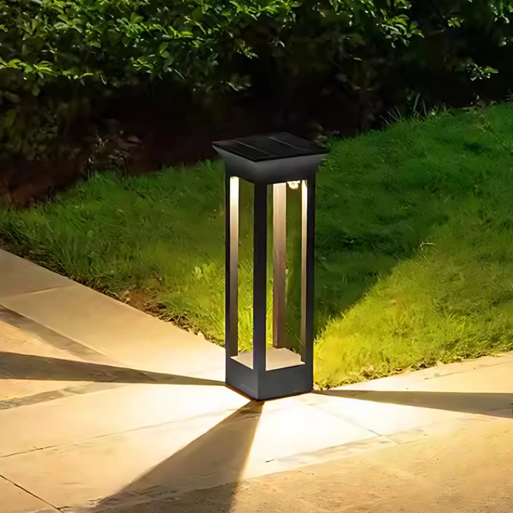 Lampe extérieure sur pied avec cadre rectangulaire ouvert