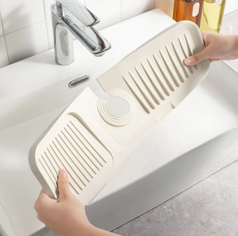 HydroGuard™  | Enfin des surfaces sans eau pour un nettoyage sans souci et plus de temps de bien-être