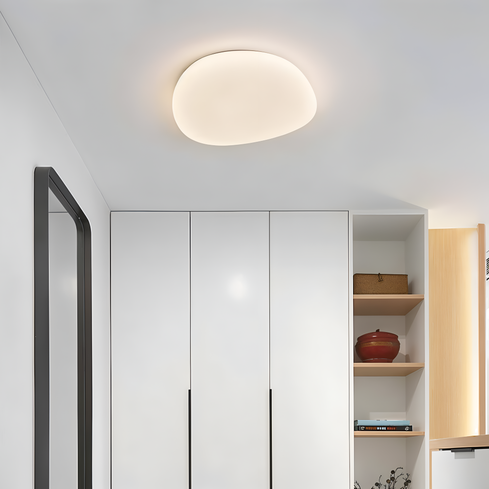 Peblira – Lampe de plafond avec design en petits cailloux et LED intégrée
